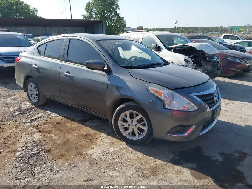 Nissan Versa 1.6 Sv 2017