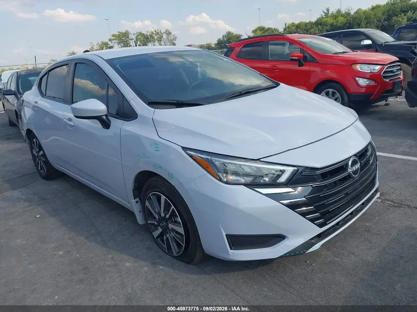 Nissan Versa 1.6 Sv 2025