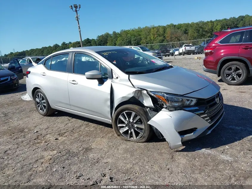 Nissan Versa 1.6 Sv 2025