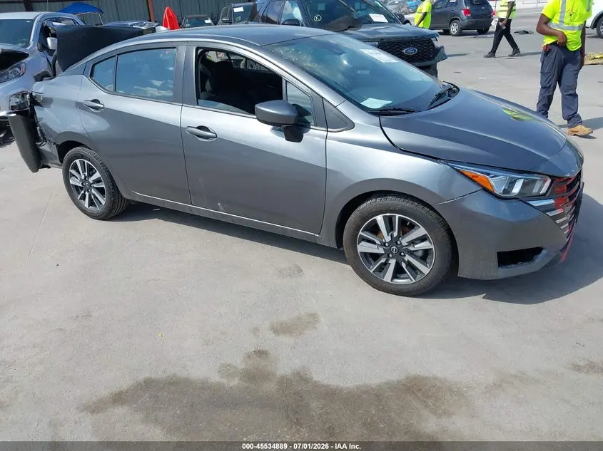 Nissan Versa 1.6 Sv 2024