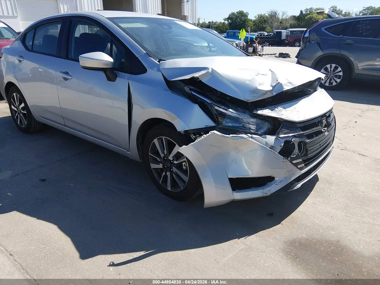 Nissan Versa 1.6 Sv 2025