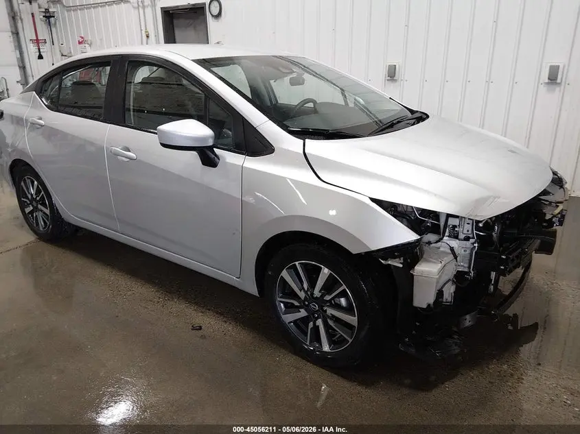 Nissan Versa 1.6 Sv 2025