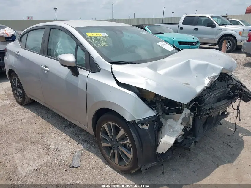 Nissan Versa 1.6 Sv 2025