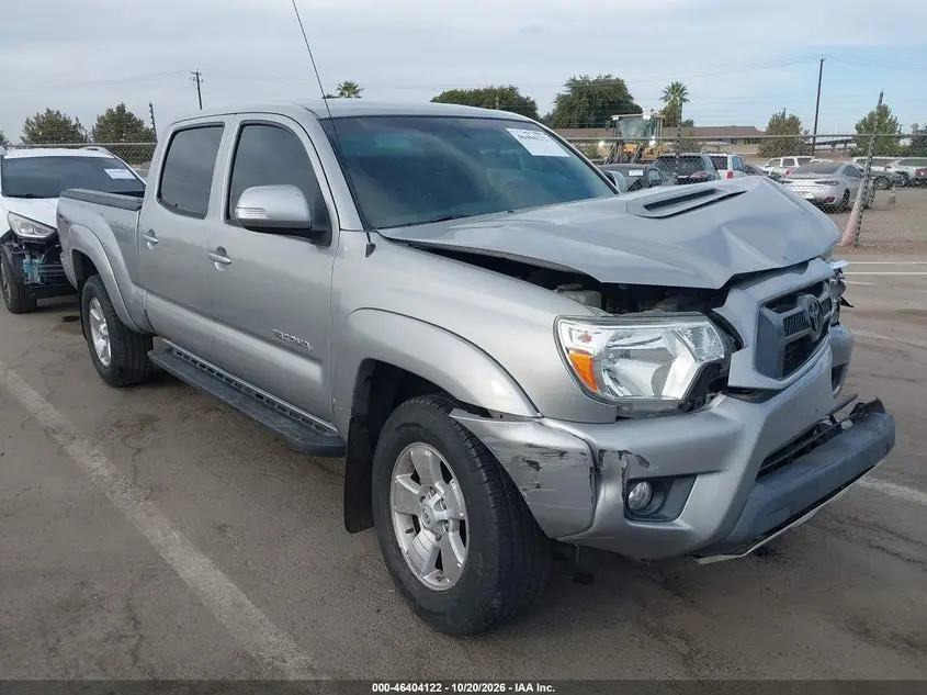 Toyota Tacoma Prerunner V6 2015