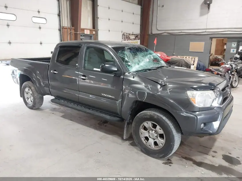 Toyota Tacoma Base V6 2015