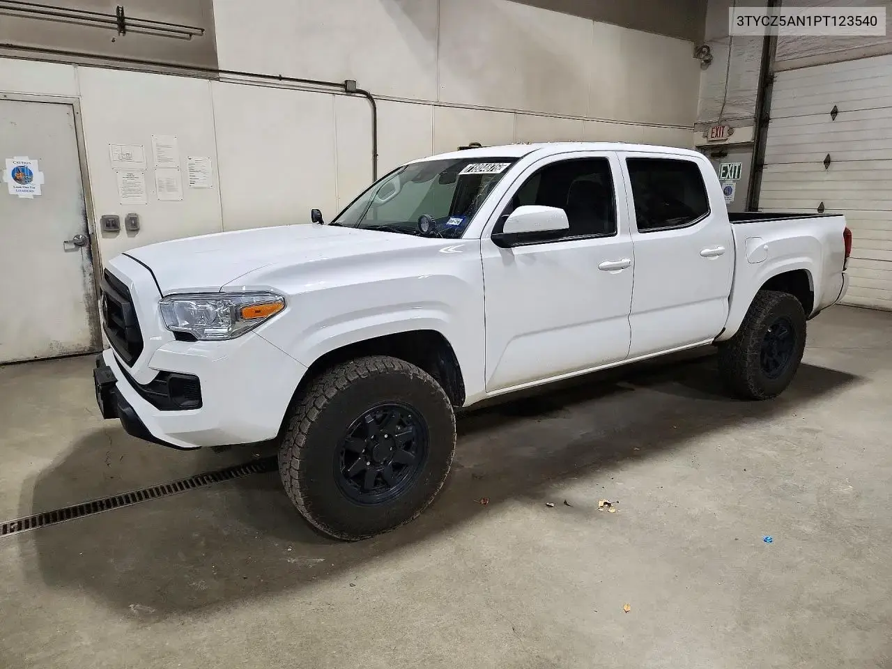 Toyota Tacoma Sr V6 2023