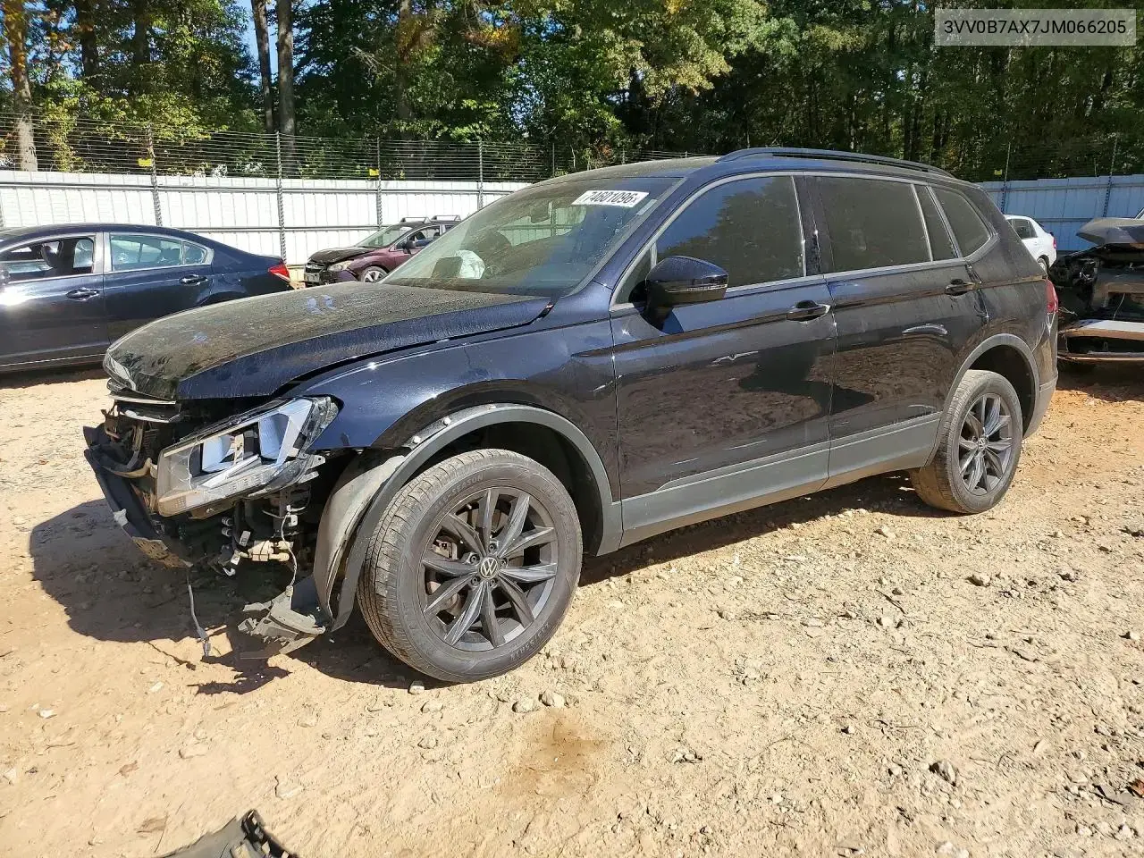 Volkswagen Tiguan S 2018
