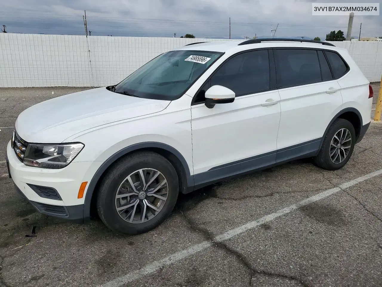 Volkswagen Tiguan S 2021