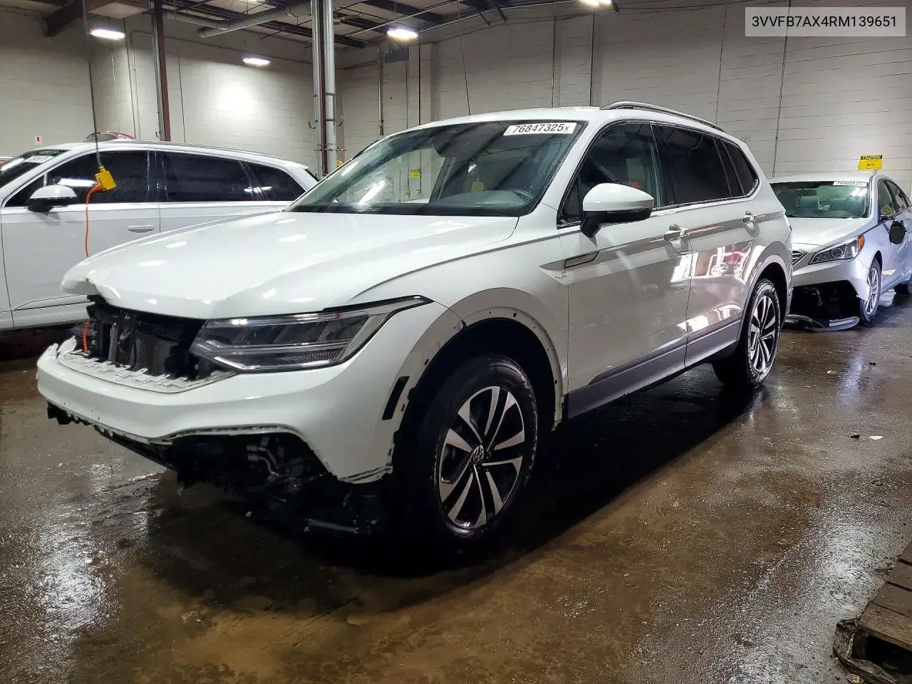 Volkswagen Tiguan S 2024