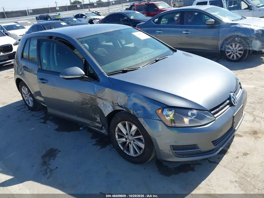 Volkswagen Golf Tsi S 4-Door/Tsi Se 4-Door/Tsi Sel 4-Door/Tsi Wolfsburg Edition 4-Door 2017