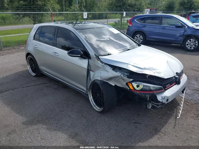 Volkswagen Golf Gti Autobahn 4-Door/S 4-Door/Se 4-Door/Sport 4-Door 2017