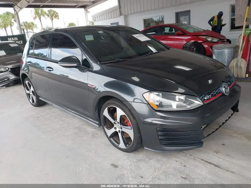 Volkswagen Golf Gti Autobahn 4-Door/S 4-Door/Se 4-Door/Sport 4-Door 2017