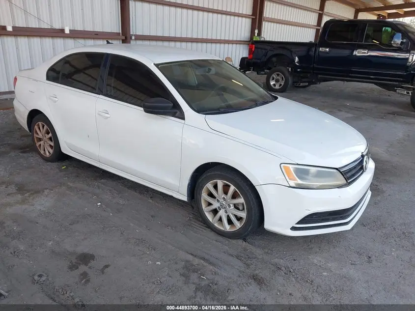 Volkswagen Jetta 1.8T Se 2015