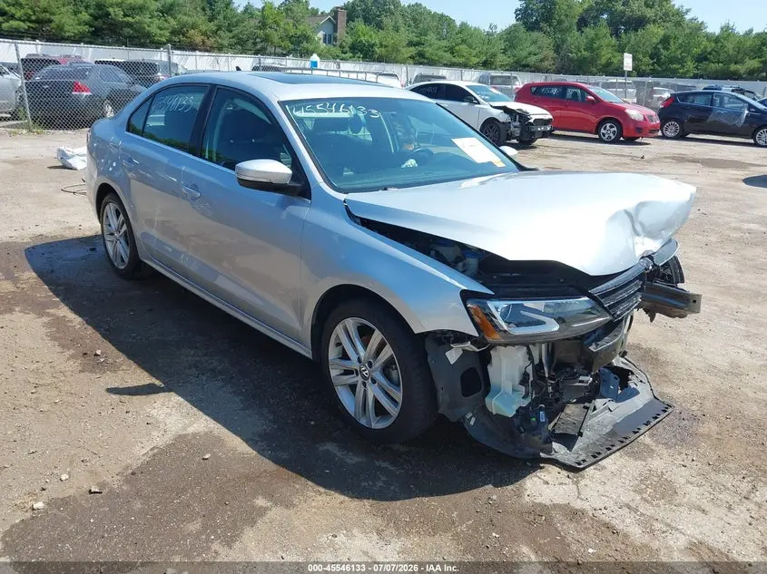Volkswagen Jetta 1.8T Sel 2015