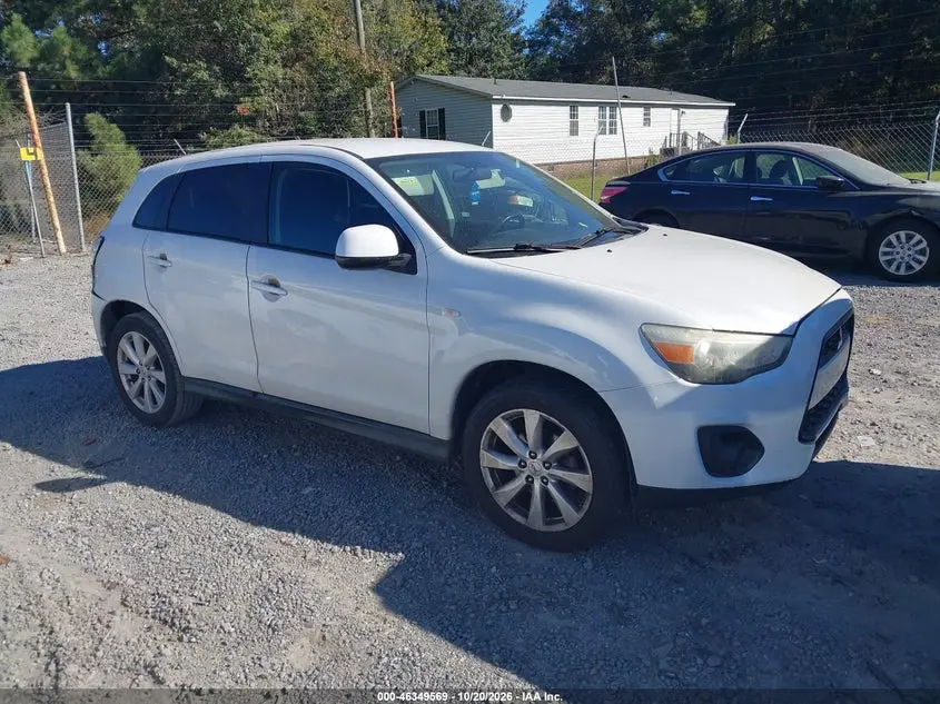 Mitsubishi Outlander Sport Es 2015