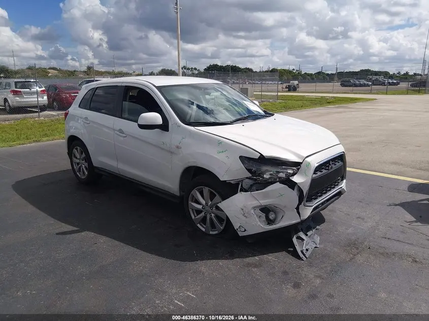 Mitsubishi Outlander Sport Es 2015