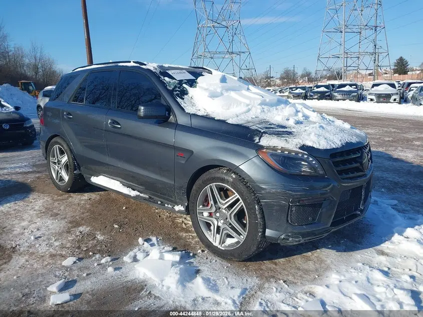Mercedes-Benz Ml 63 Amg 4Matic 2015