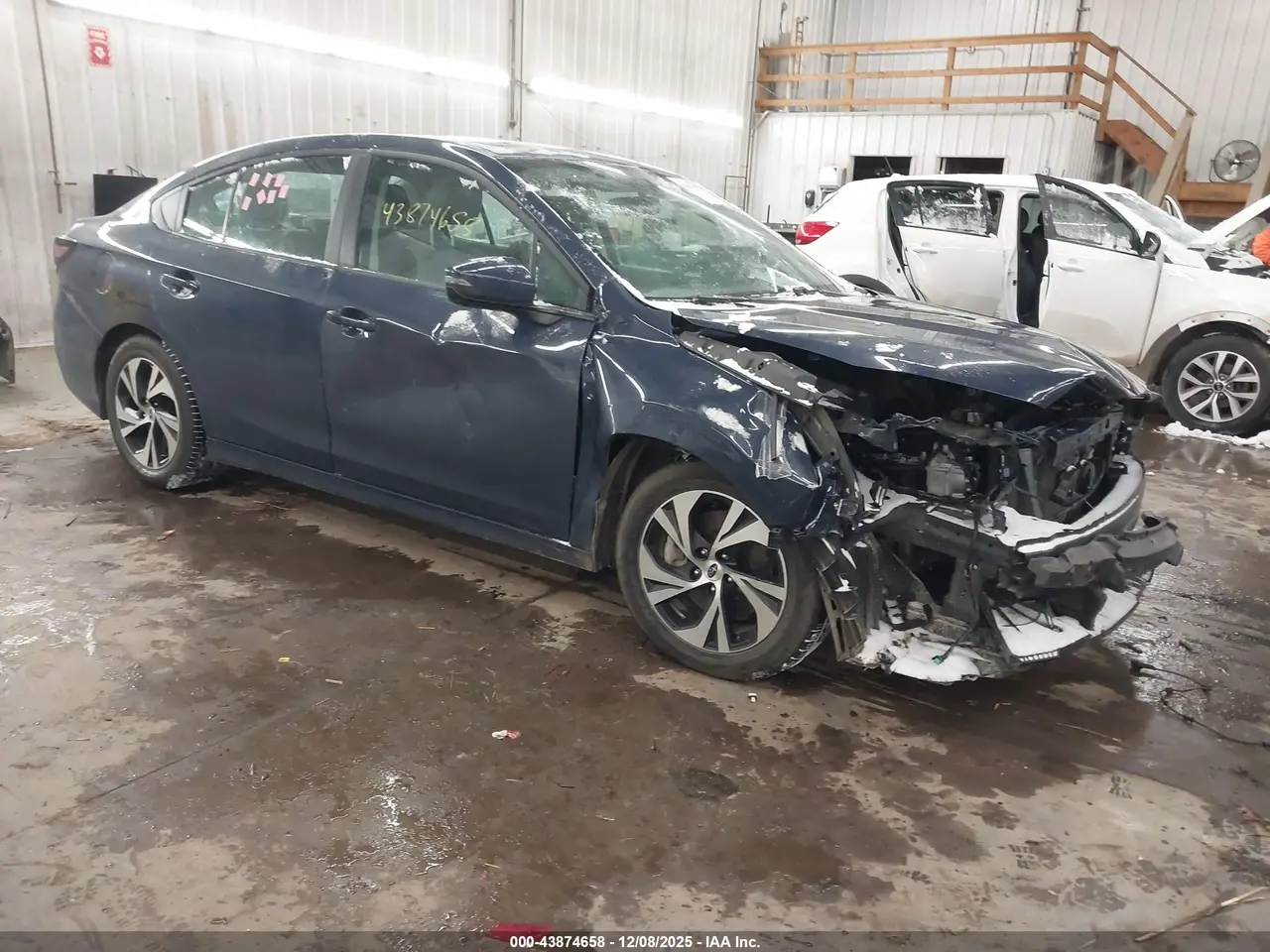 Subaru Legacy Premium 2025