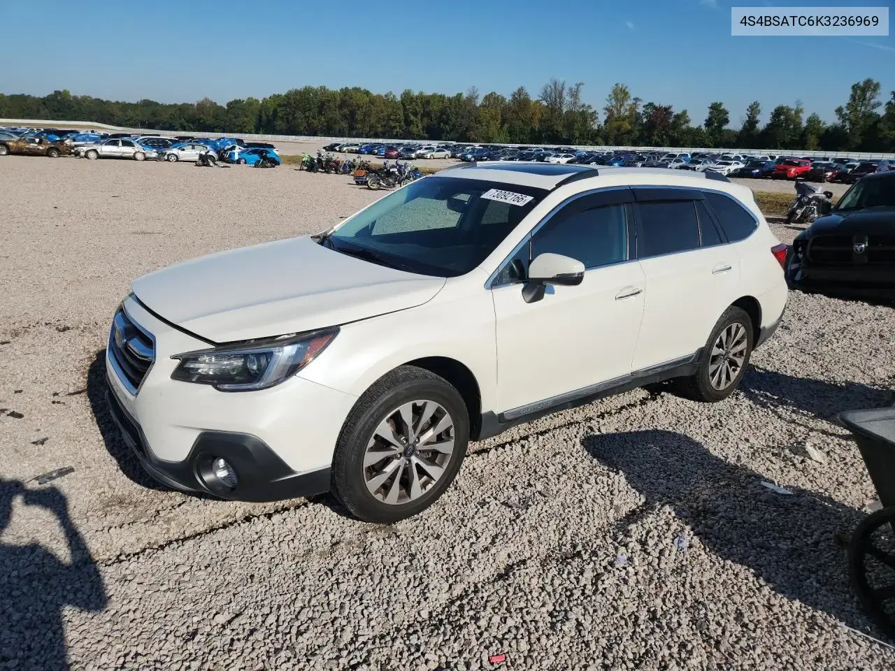 Subaru Outback Touring 2019