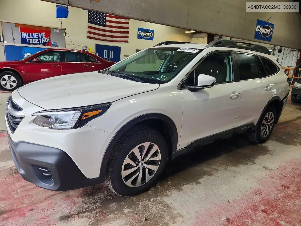 Subaru Outback Premium 2021