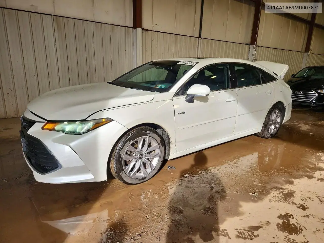 Toyota Avalon Hybrid Xle 2021