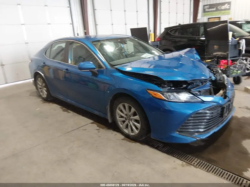 Toyota Camry Le 2019