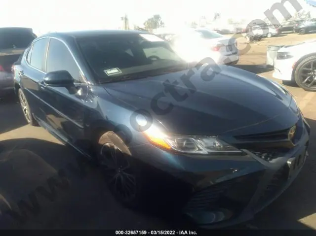 Toyota Camry Le/Se/Xle/L 2018