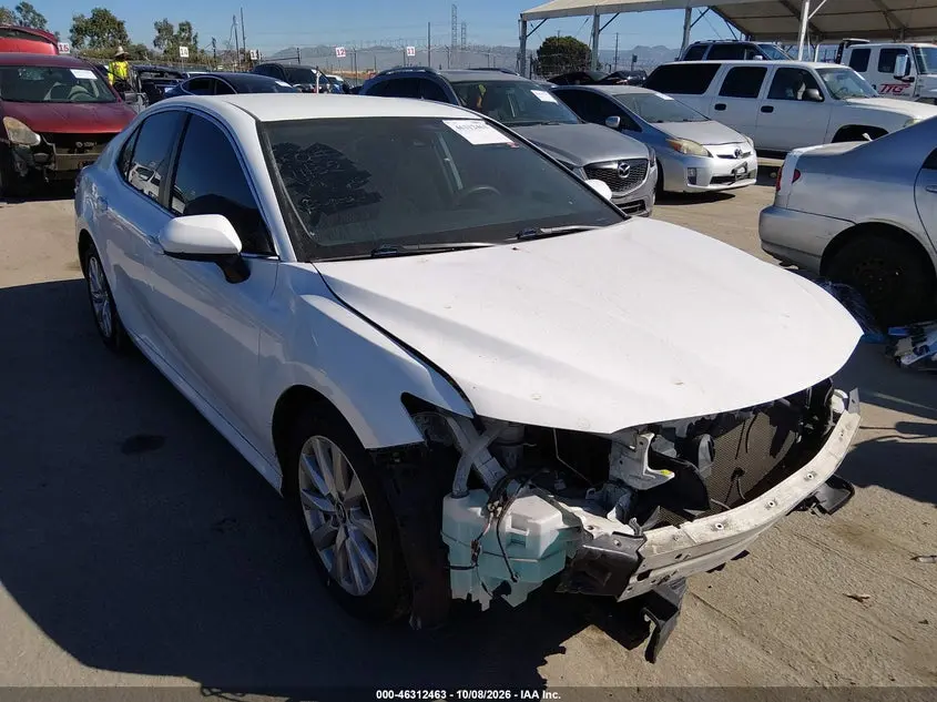 Toyota Camry Le 2019