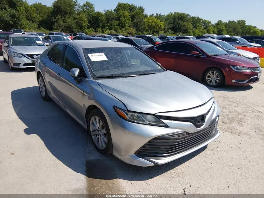 Toyota Camry Le 2019