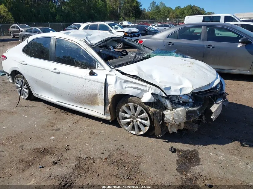 Toyota Camry Le 2019