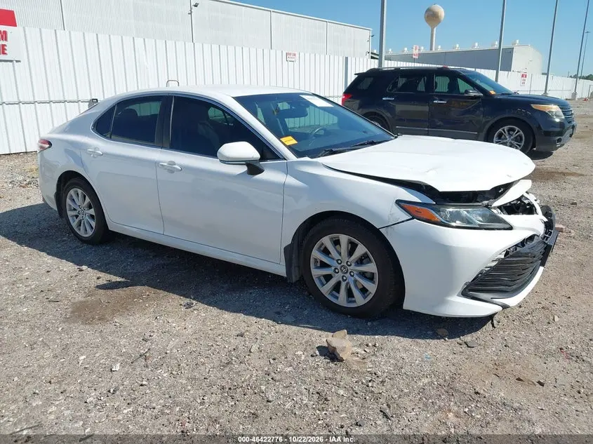Toyota Camry Le 2018