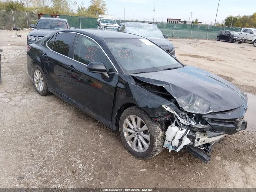 Toyota Camry Le 2018