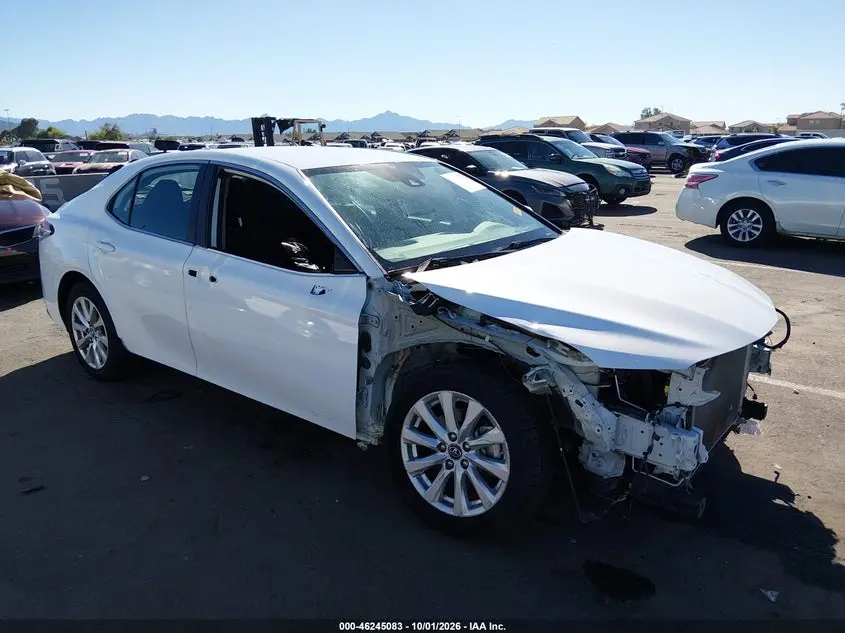 Toyota Camry Le 2019