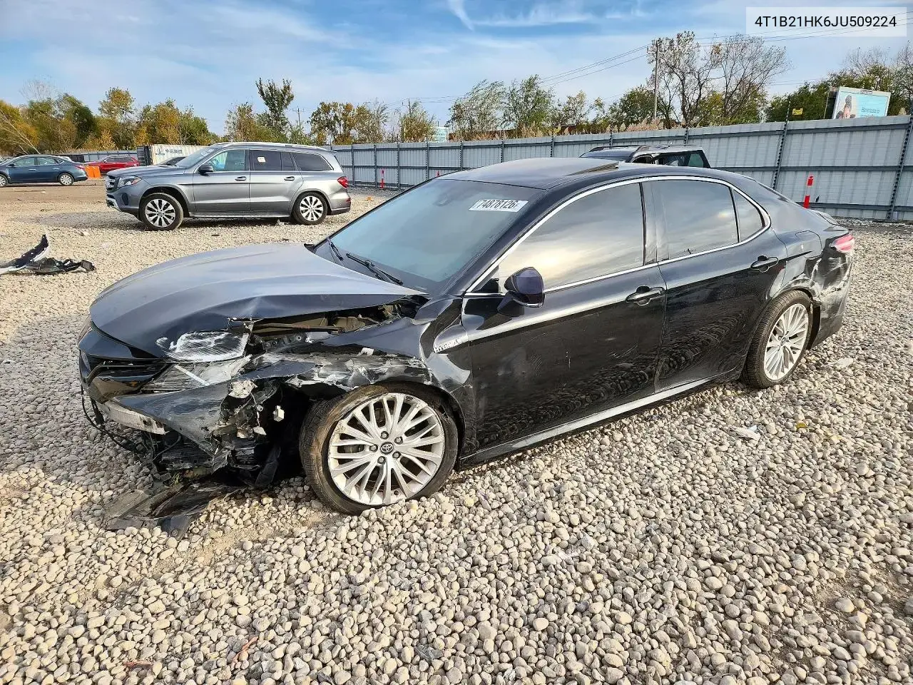 Toyota Camry Hybrid Xle 2018