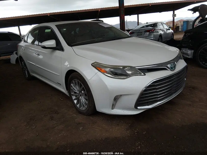 Toyota Avalon Hybrid Limited 2016