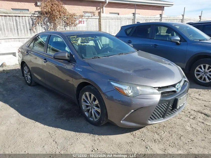 Toyota Camry Hybrid/Le/Xle/Se 2017