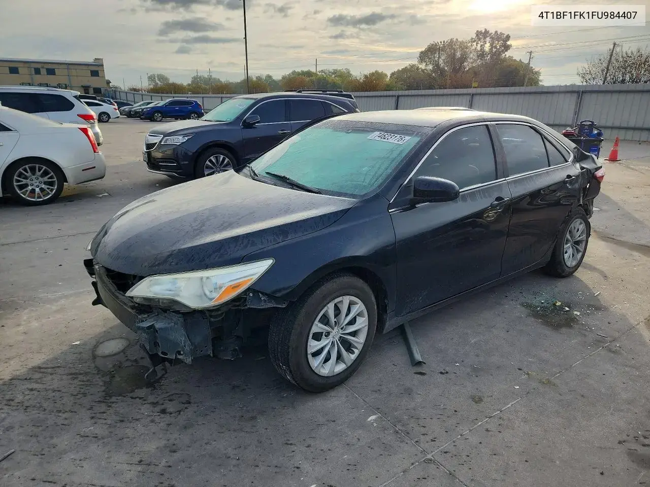 Toyota Camry Le 2015
