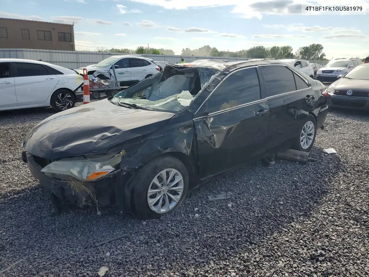 Toyota Camry Le 2016