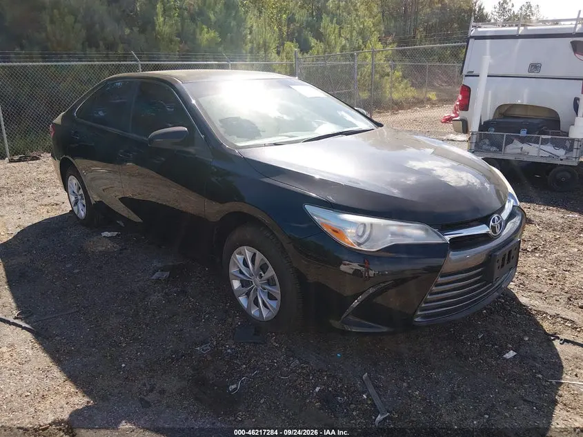 Toyota Camry Le 2017
