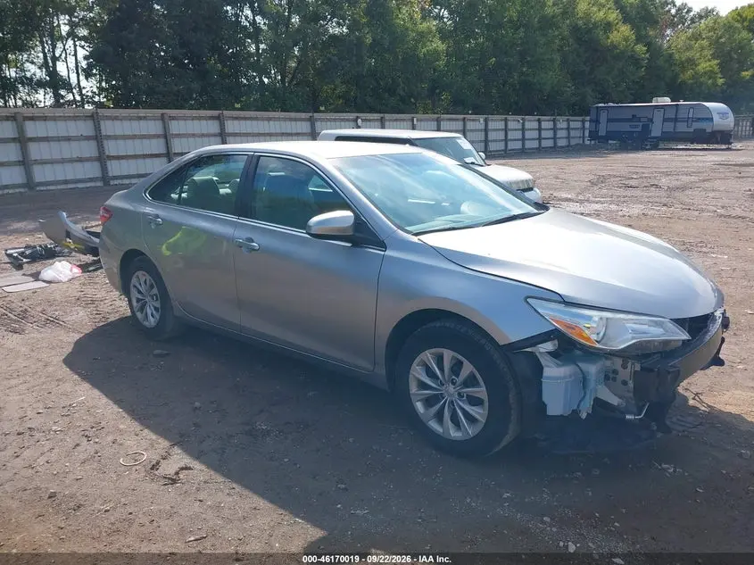 Toyota Camry Le 2016