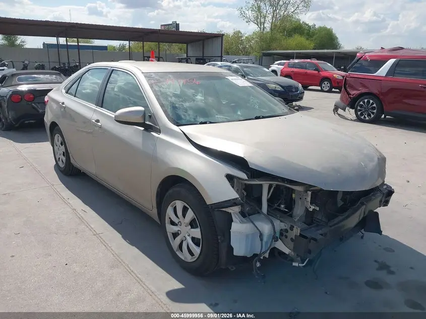 Toyota Camry Le 2016