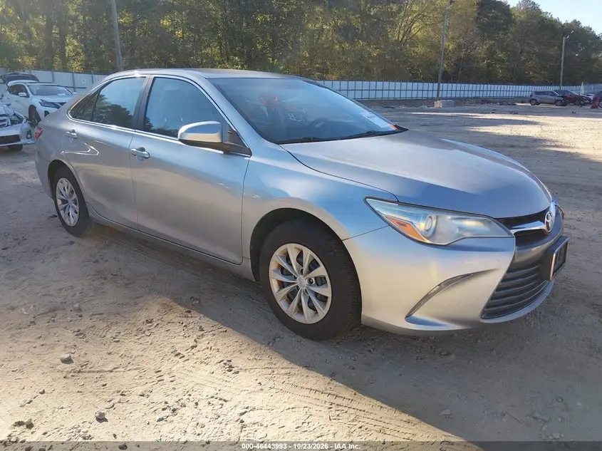 Toyota Camry Le 2017