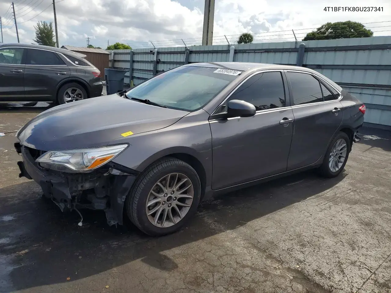 Toyota Camry Le 2016