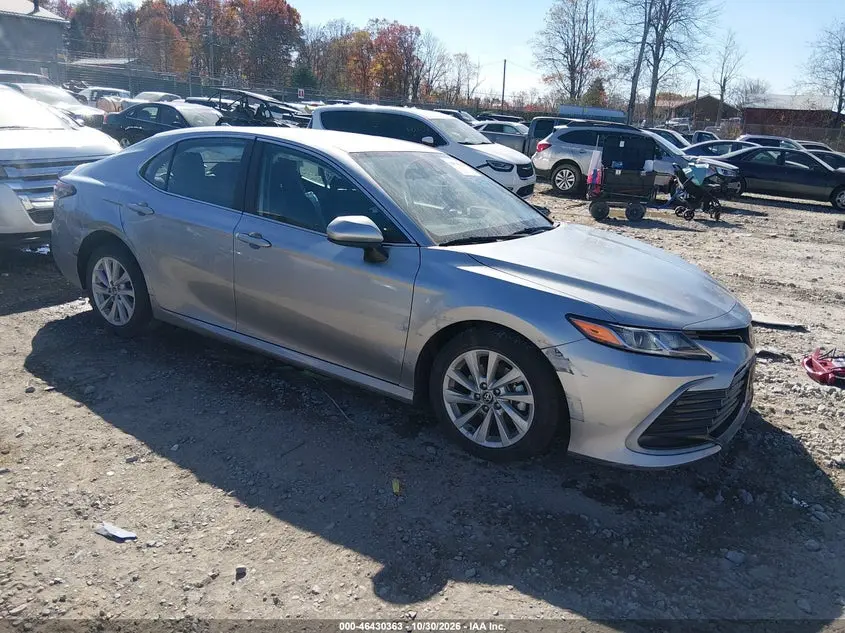 Toyota Camry Le 2024