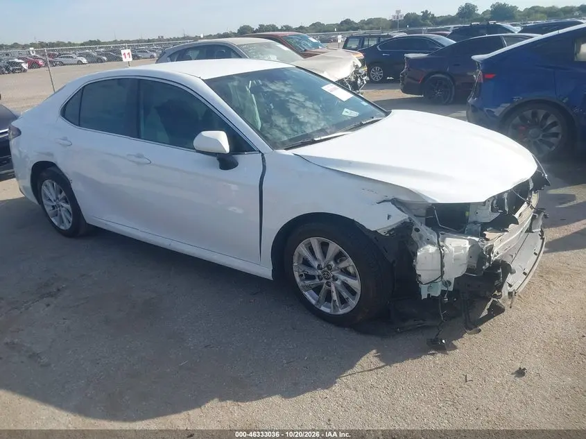 Toyota Camry Le 2023