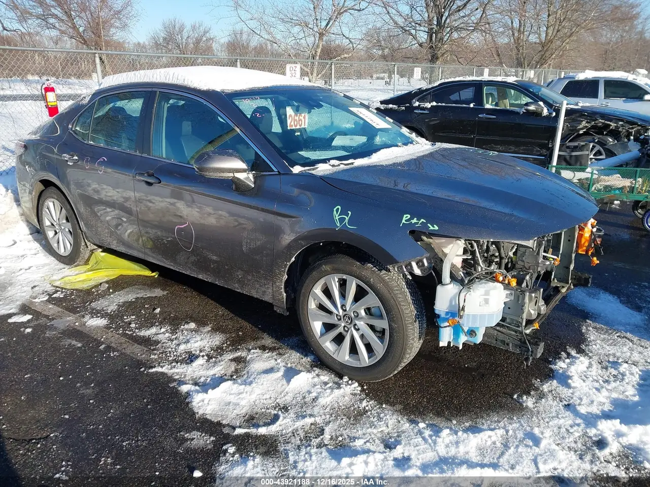 Toyota Camry Le 2024