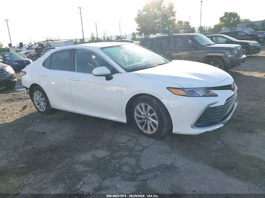 Toyota Camry Le 2022