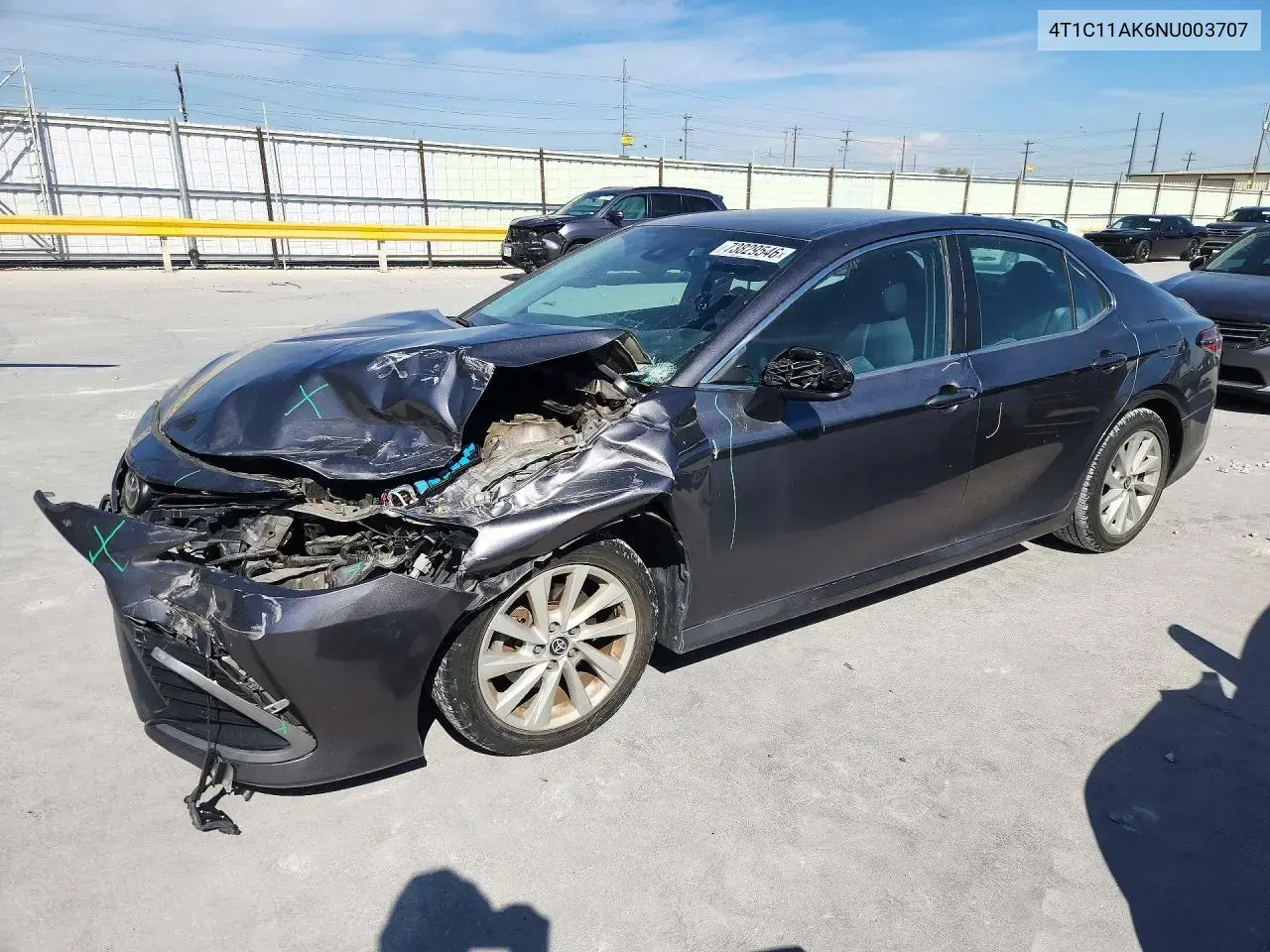 Toyota Camry Le 2022