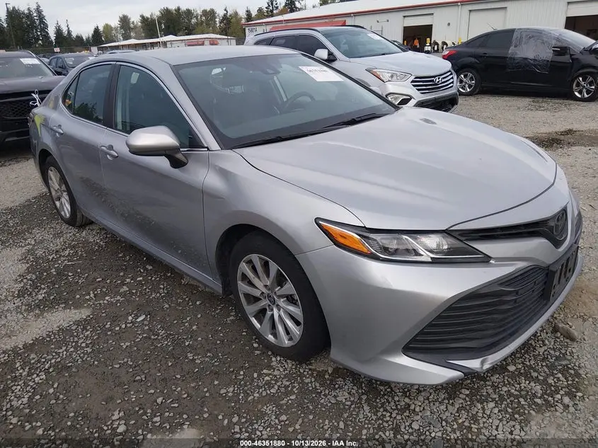 Toyota Camry Le 2020