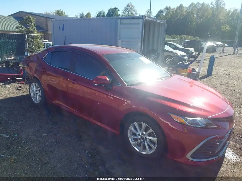 Toyota Camry Le Awd 2021